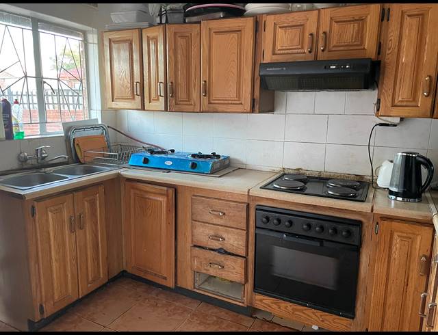 3 BEDROOM FREESTANDING FOR SALE IN SOSHANGUVE DD